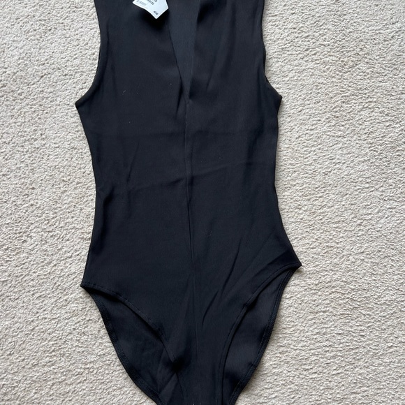 H&M TREND Black STRETCH BANDAGE BODYSUIT TOP  Tank Top Blouse Tee Sleeveless 6 - Picture 5 of 11